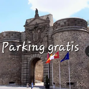 Apartment Puerta De Bisagra-parking Gratis- Con 2, Toledo